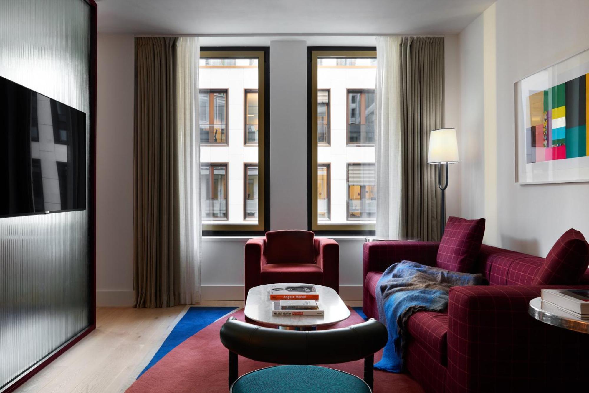 Kimpton Main Frankfurt By Ihg Hotel Frankfurt am Main Bagian luar foto